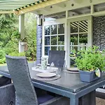 Huiske Oan T Bos * Lage Mierde